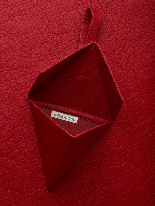 MULBERRY RED